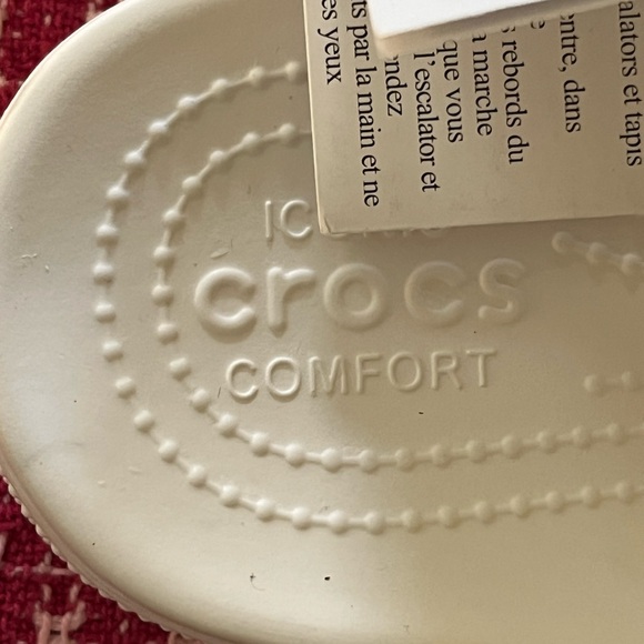 Crocs Classic White Slide Sandals - Picture 13 of 15